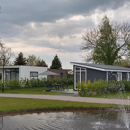 Lathumlodge Met Parkvoorzieningen Exteriör bild