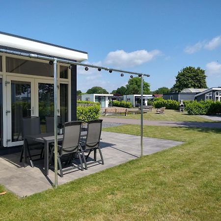 Lathumlodge Met Parkvoorzieningen Exteriör bild